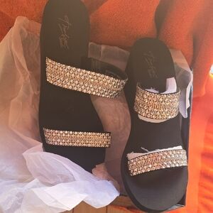 THALIA SODI Eleanna Black Bling Two Strap Wedge Sandals Size 9 NEW Rhinestones